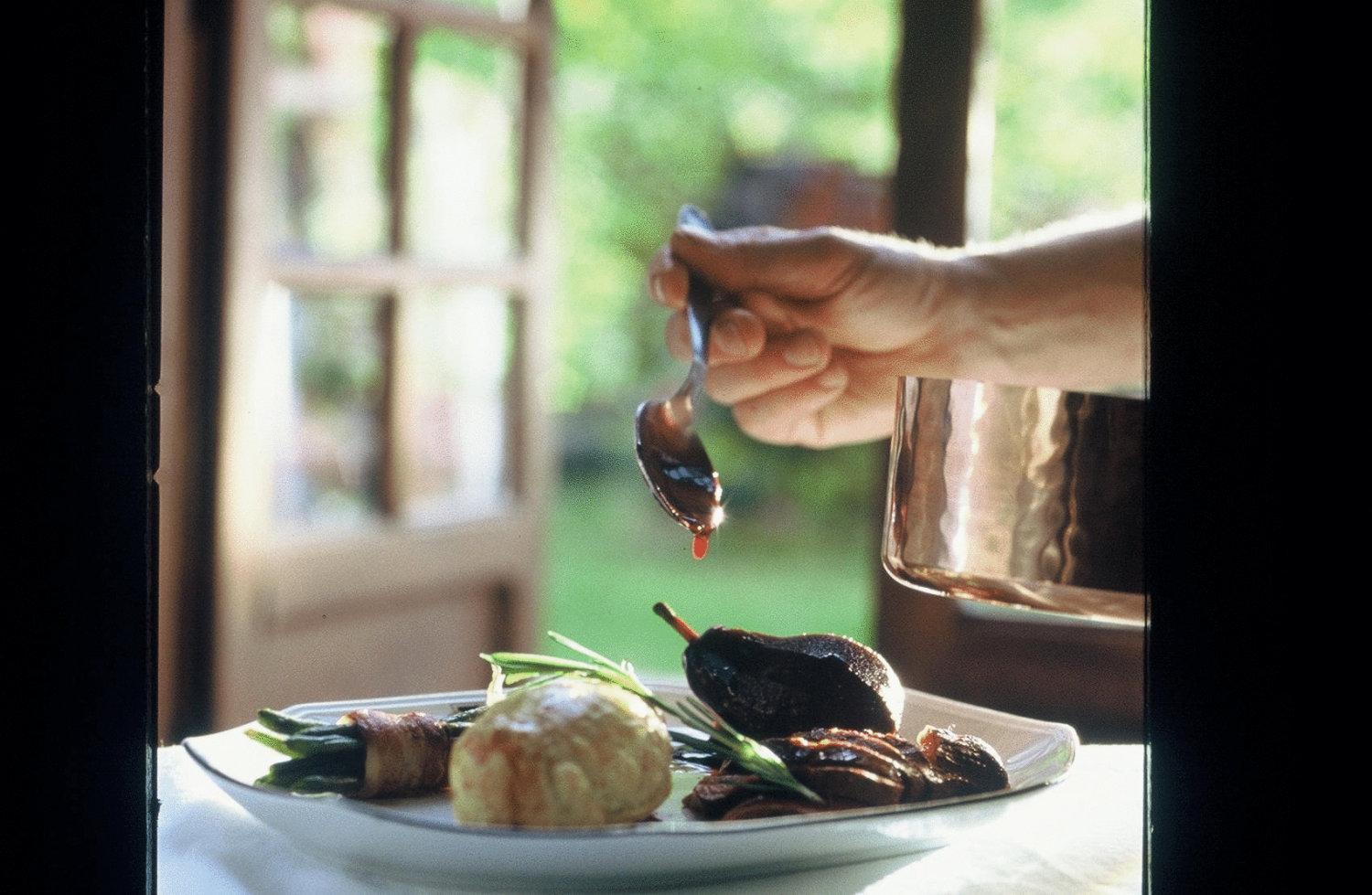 Logis Hostellerie Du Grand Duc Hotel Restaurant Gincla Eksteriør bilde