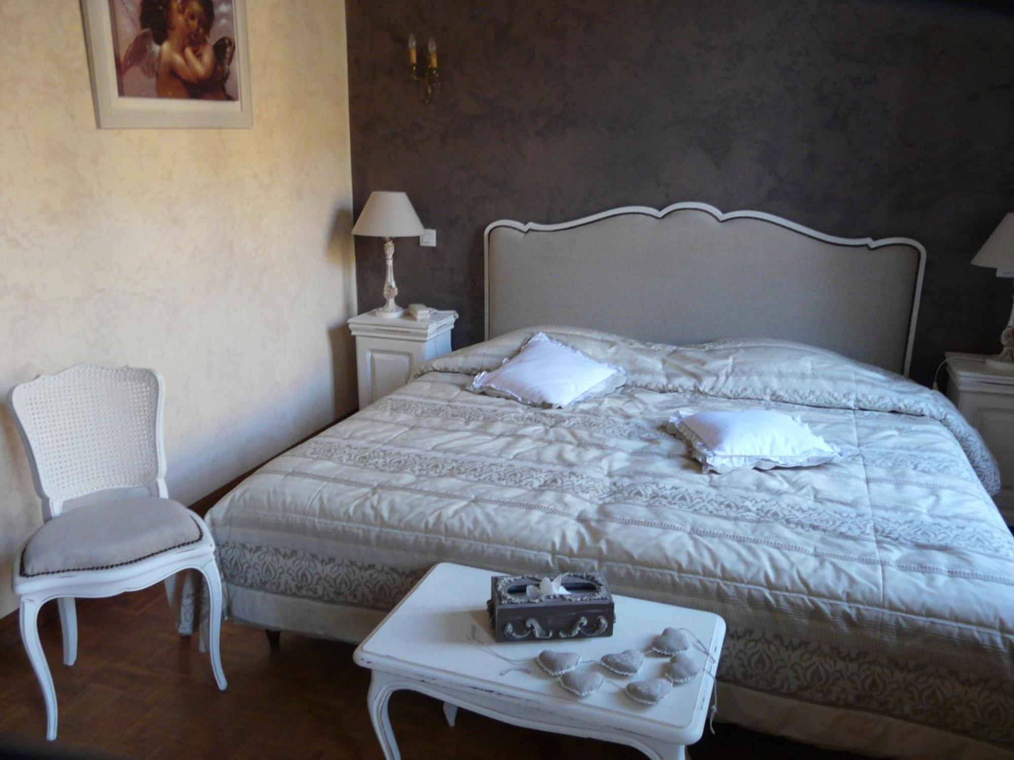 Logis Hostellerie Du Grand Duc Hotel Restaurant Gincla Eksteriør bilde