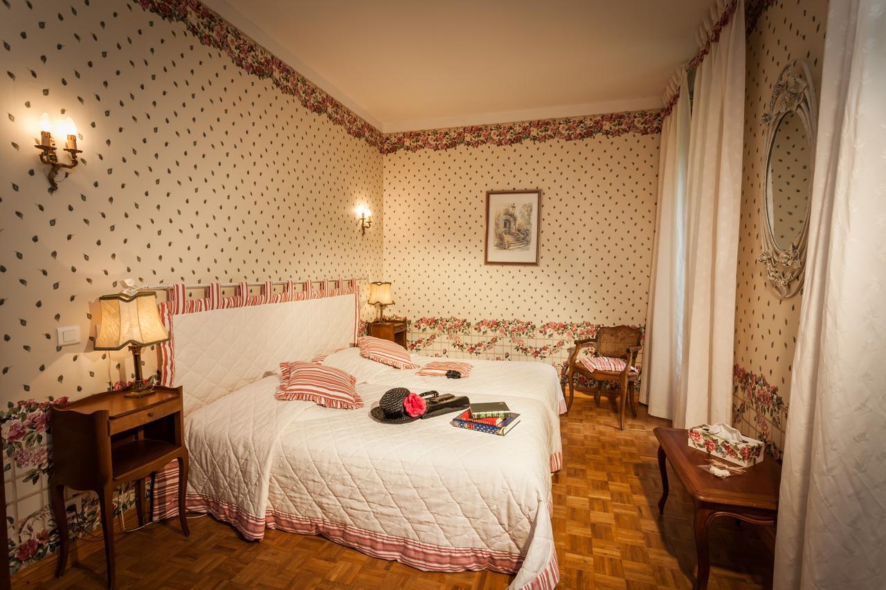 Logis Hostellerie Du Grand Duc Hotel Restaurant Gincla Eksteriør bilde