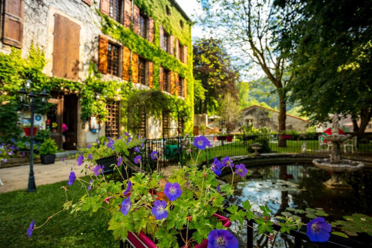 Logis Hostellerie Du Grand Duc Hotel Restaurant Gincla Eksteriør bilde
